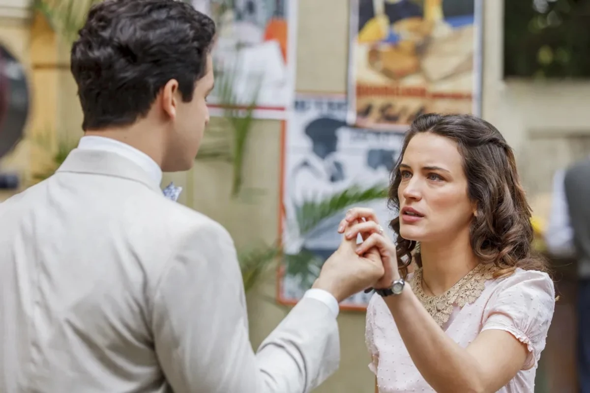 Bianca Bin como Maria em "Êta Mundo Melhor' por Divulgação/TV Globo 