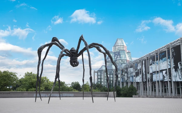 Maman, Ottawa, Canadá por MarinaDa / Shutterstock.com