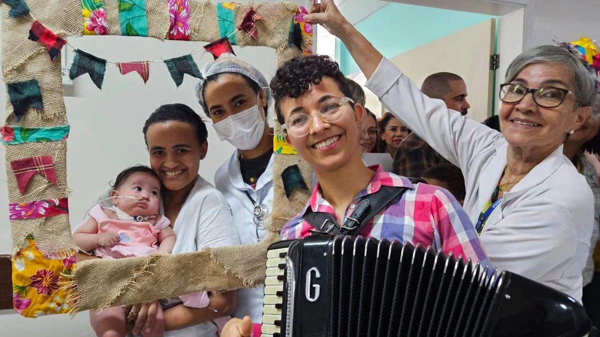 Médica Adriane Barreto ganhou a primeira sanfona aos 15 anos, em Seabra por Reprodução
