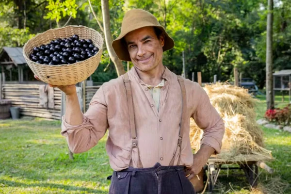 Zé dos Porcos em "Êta Mundo Melhor' por Divulgação/TV Globo