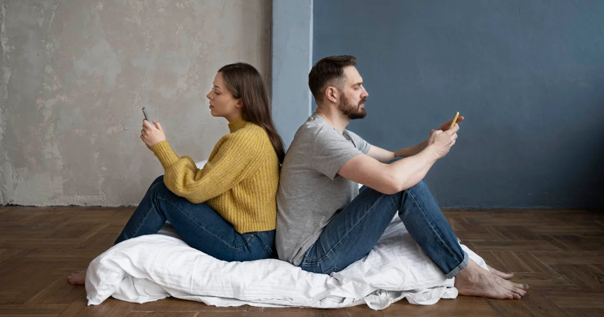 Imagem - Seu relacionamento está na 'fase de colega de quarto'? Entenda o perigo escondido que precede o fim