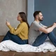 Imagem - Seu relacionamento está na 'fase de colega de quarto'? Entenda o perigo escondido que precede o fim