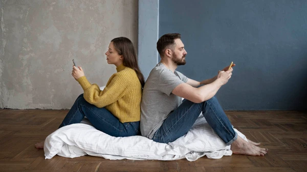 A 'fase colega de quarto' pode antecipar o fim do relacionamento, dizem especialistas