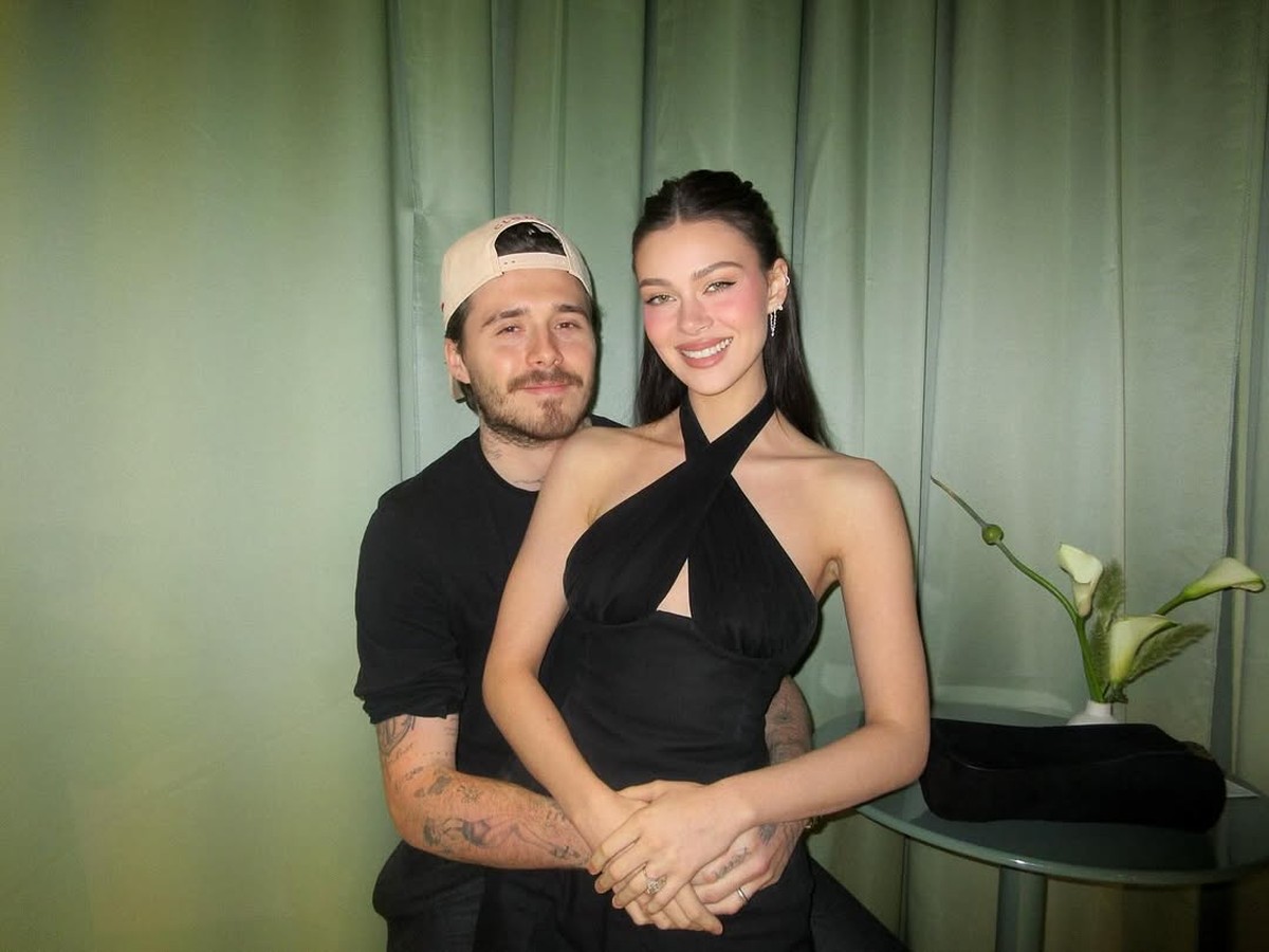 Brooklyn Beckham dedica tatuagem à mulher, Nicola Peltz por Reprodução/Redes Sociais 