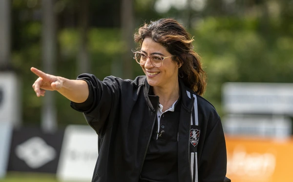 Carol Castro na série Jogo Cruzado, do Disney+ por Divulgação
