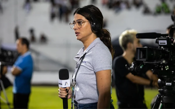 Carol Castro na série Jogo Cruzado, do Disney+ por Divulgação