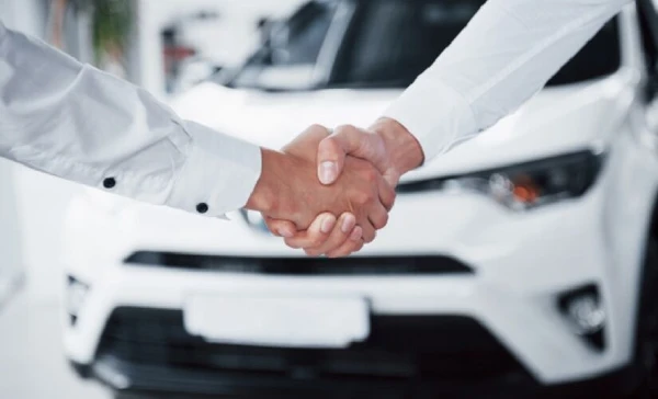 Consumo baixo e manutenção acessível: encontre o carro ideal entre as melhores opções de usados até R$ 20 mil.