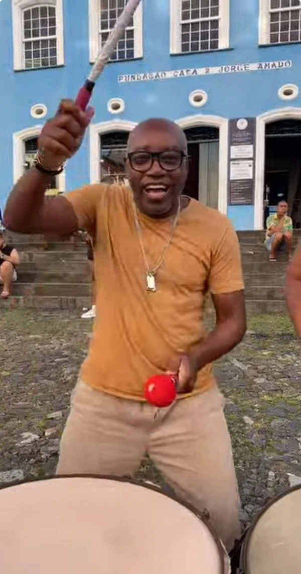 Nando Cunha por Reprodução