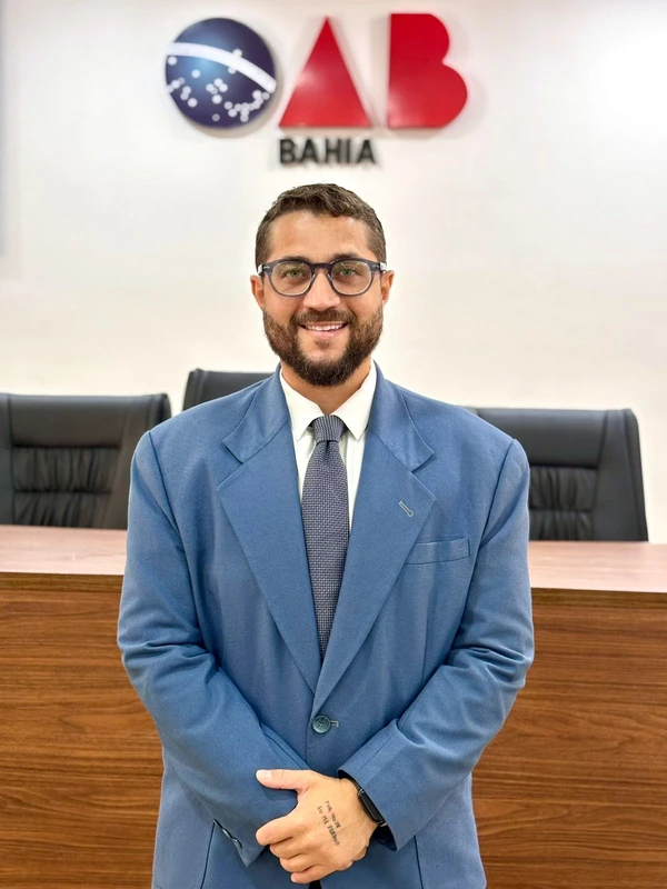  Ives Bittencourt é presidente da Comissão Permanente de Diversidade Sexual e Gênero da OAB/BA