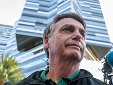 Imagem - Bolsonaro diz à PF que enviou R$ 2 milhões a Eduardo nos EUA