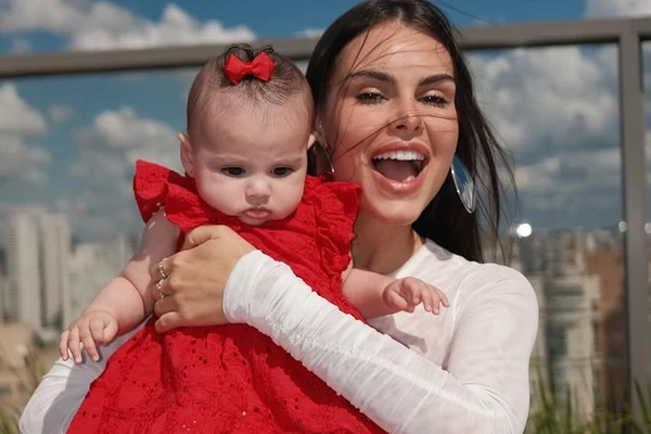 Amanda Kimberly e Helena por Reprodução
