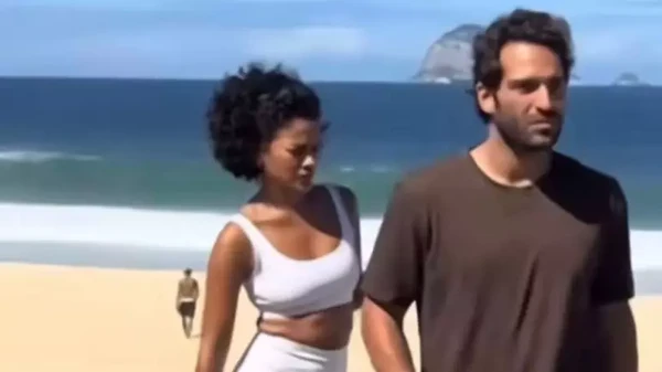 Bella Campos e Humberto Carrão durante gravação de Vale Tudo