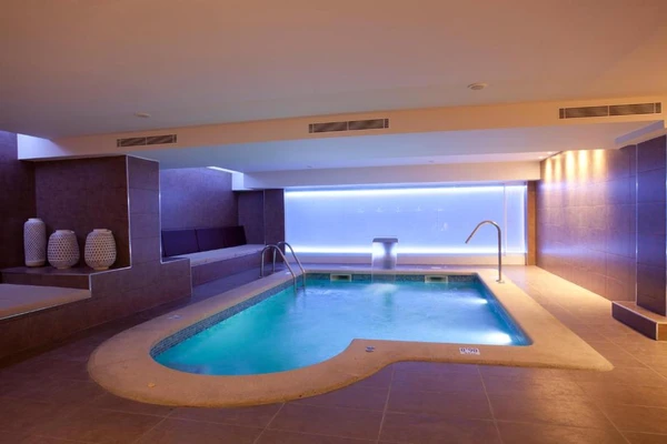 Hotel de Messi na Espanha por Reprodução