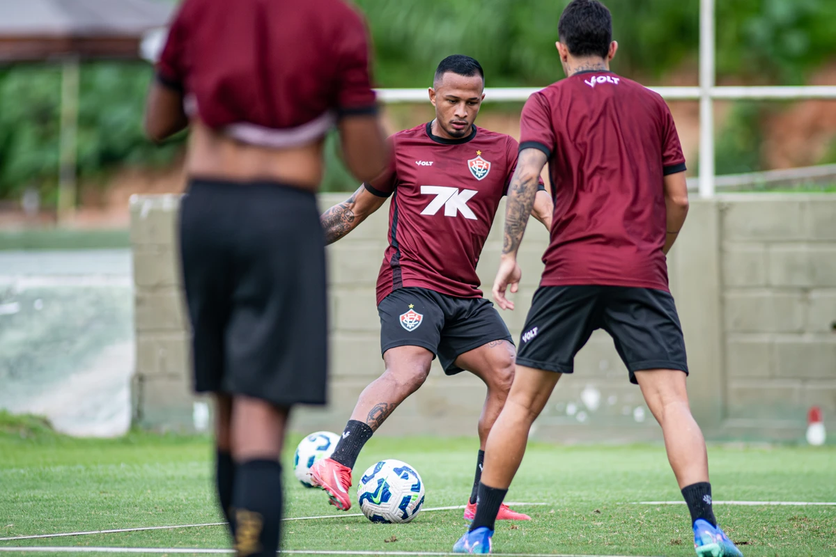 Vitória treina em preparação para enfrentar o Cruzeiro por Victor Ferreira/EC Vitória