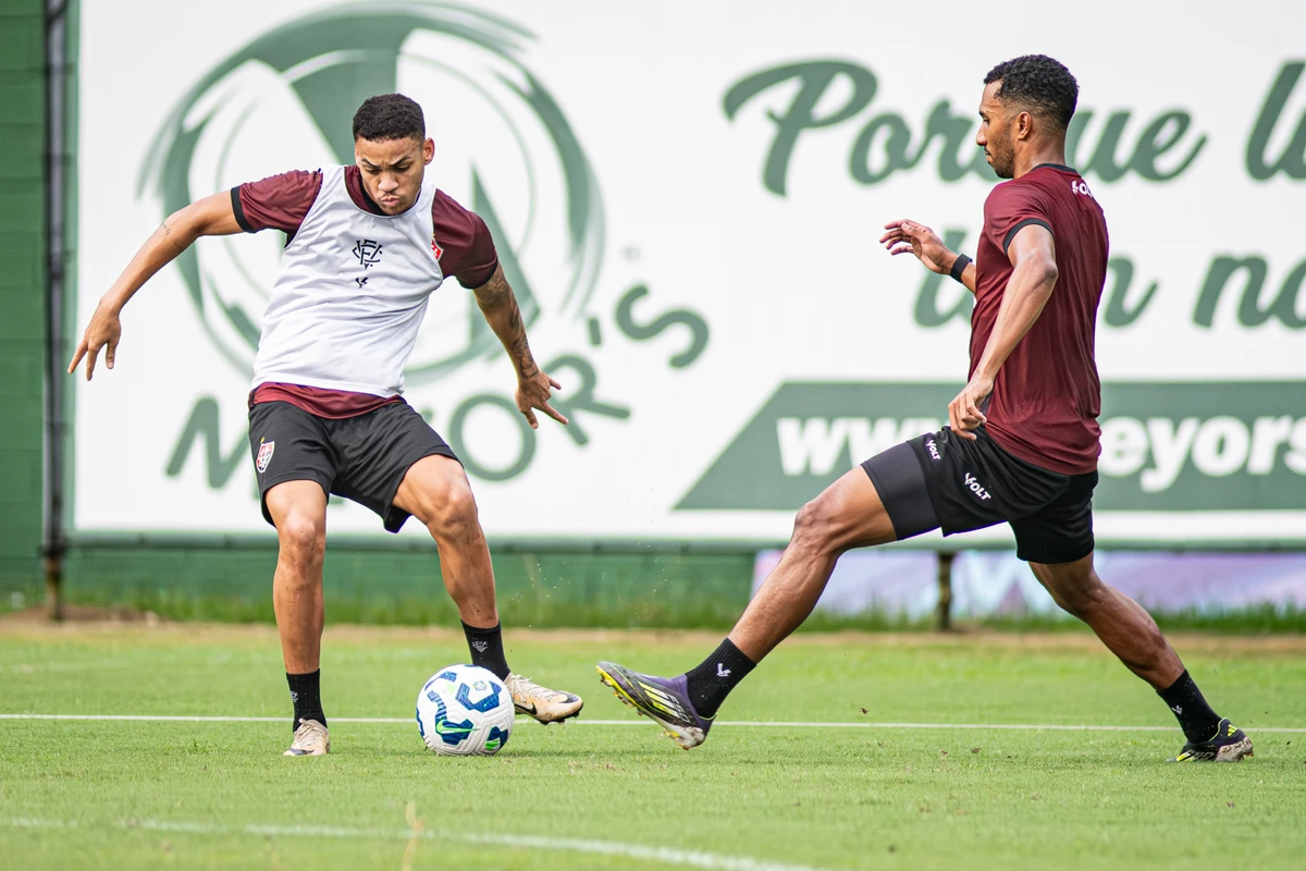 Vitória treina em preparação para enfrentar o Cruzeiro por Victor Ferreira/EC Vitória