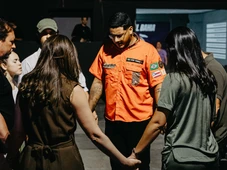 Imagem - Uma noite no Manada: acompanhamos um encontro dos Legendários