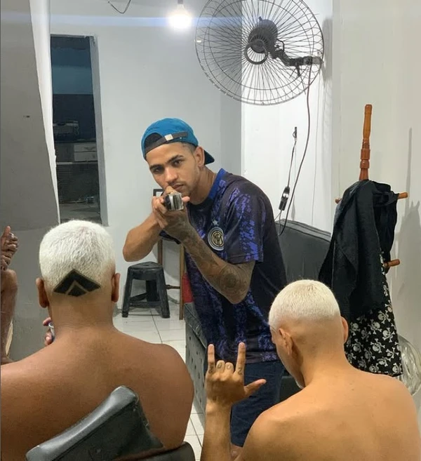 Albert divulgava cortes que fazia nas redes sociais por Reproduçã