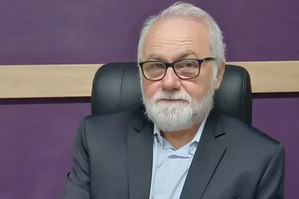 Alcides Melhado, o Alquimista