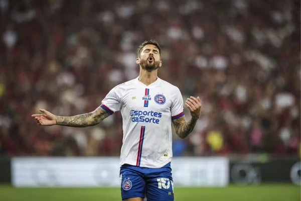 Em 2023, Everaldo marcou 11 gols e deu 4 assitências  por Rafael Rodrigues/EC Bahia