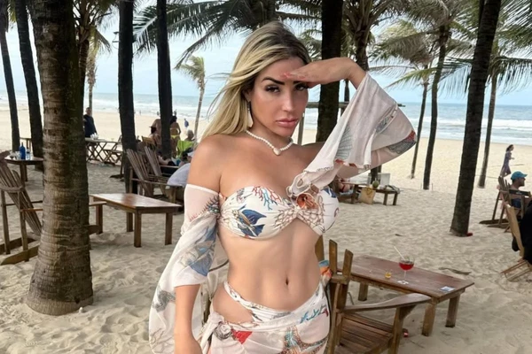 Influencer é conhecida como Gustosona nas redes sociais por Reprodução