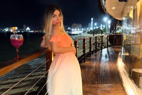 Influencer é conhecida como Gustosona nas redes sociais por Reprodução