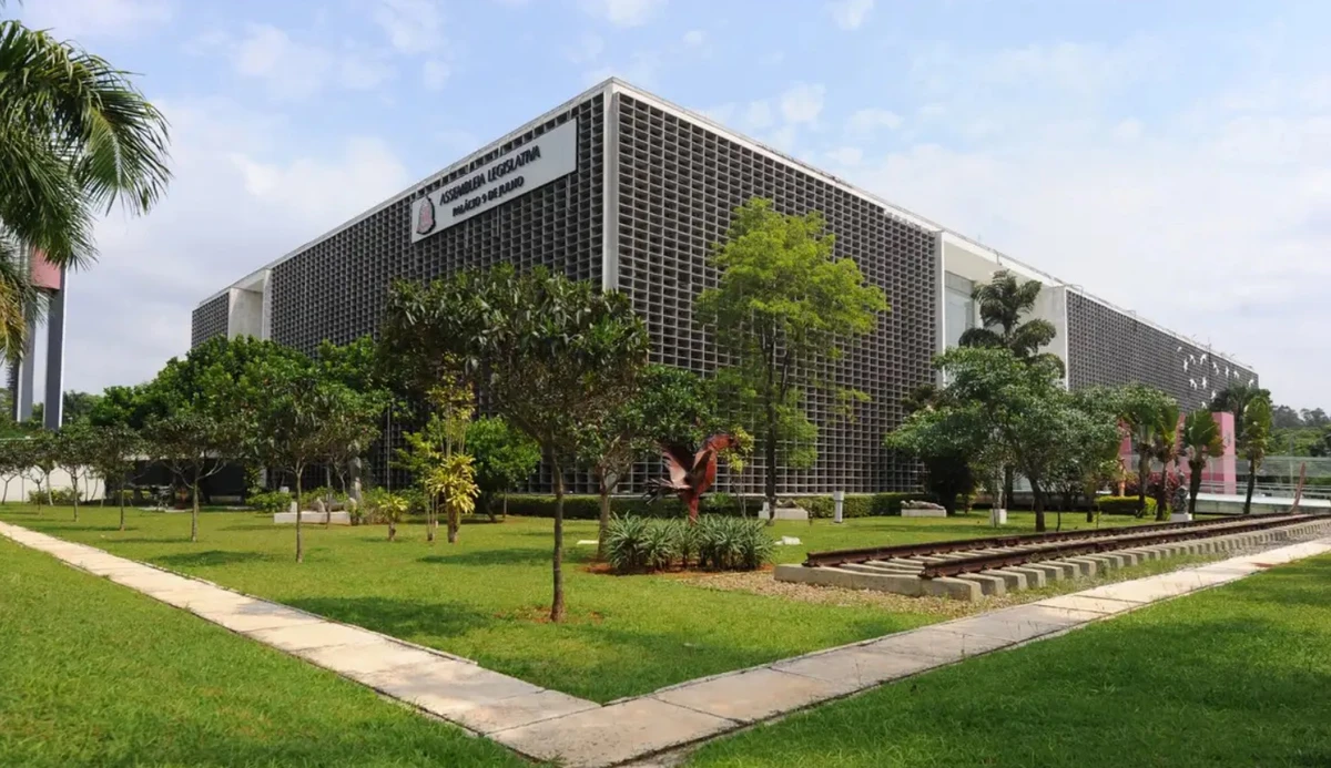 Ministério Público apura ameaças direcionadas a deputadas de São Paulo