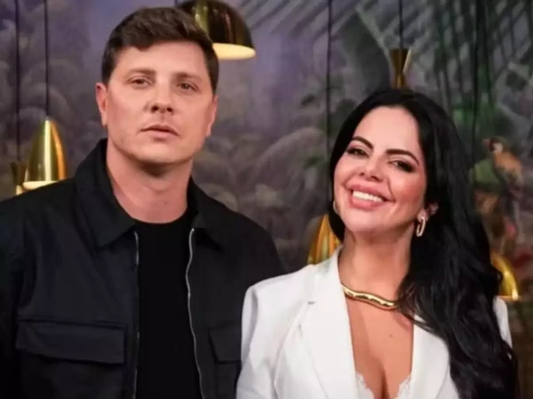 Renata Giaffredo e Alexandre Thomaz, de Casamento às Cegas Brasil por Reprodução