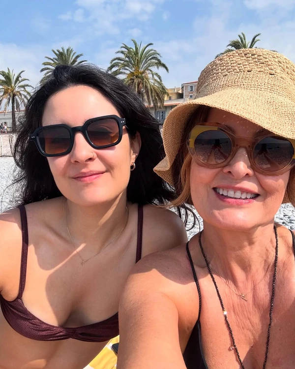 Fátima Bernardes em viagem por Reprodução/Instagram