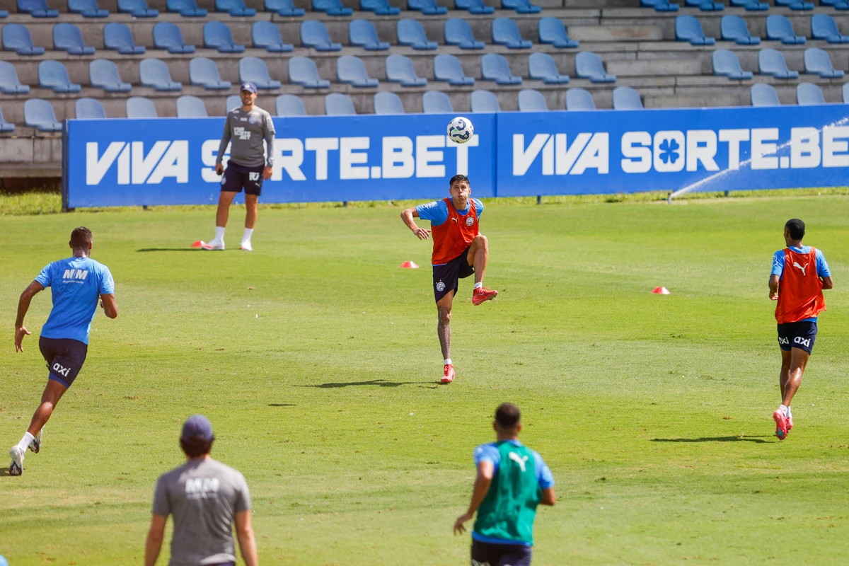 Elenco do Bahia em preparação para encarar o Bragantino  por Divulgação/EC Bahia