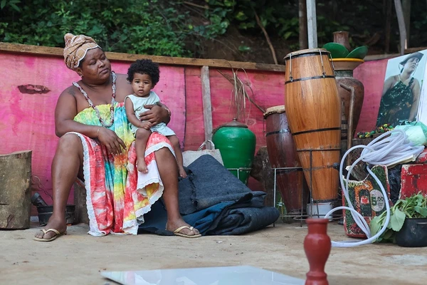 Frequentadores do Ilê Axé Oyá Onira’d, no bairro Pituaçu, em Salvador, foram surpreendidos com a demolição do terreiro por Marina Silva/CORREIO