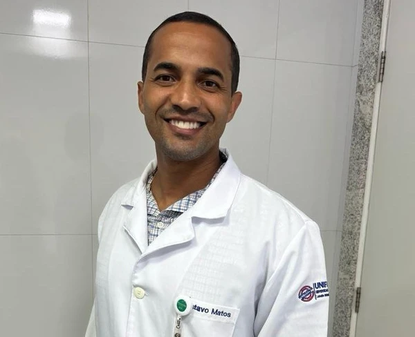 O médico Gustavo Matos