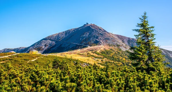 Sněžka, o pico mais alto da República Tcheca por Visit Czechia/Divulgação