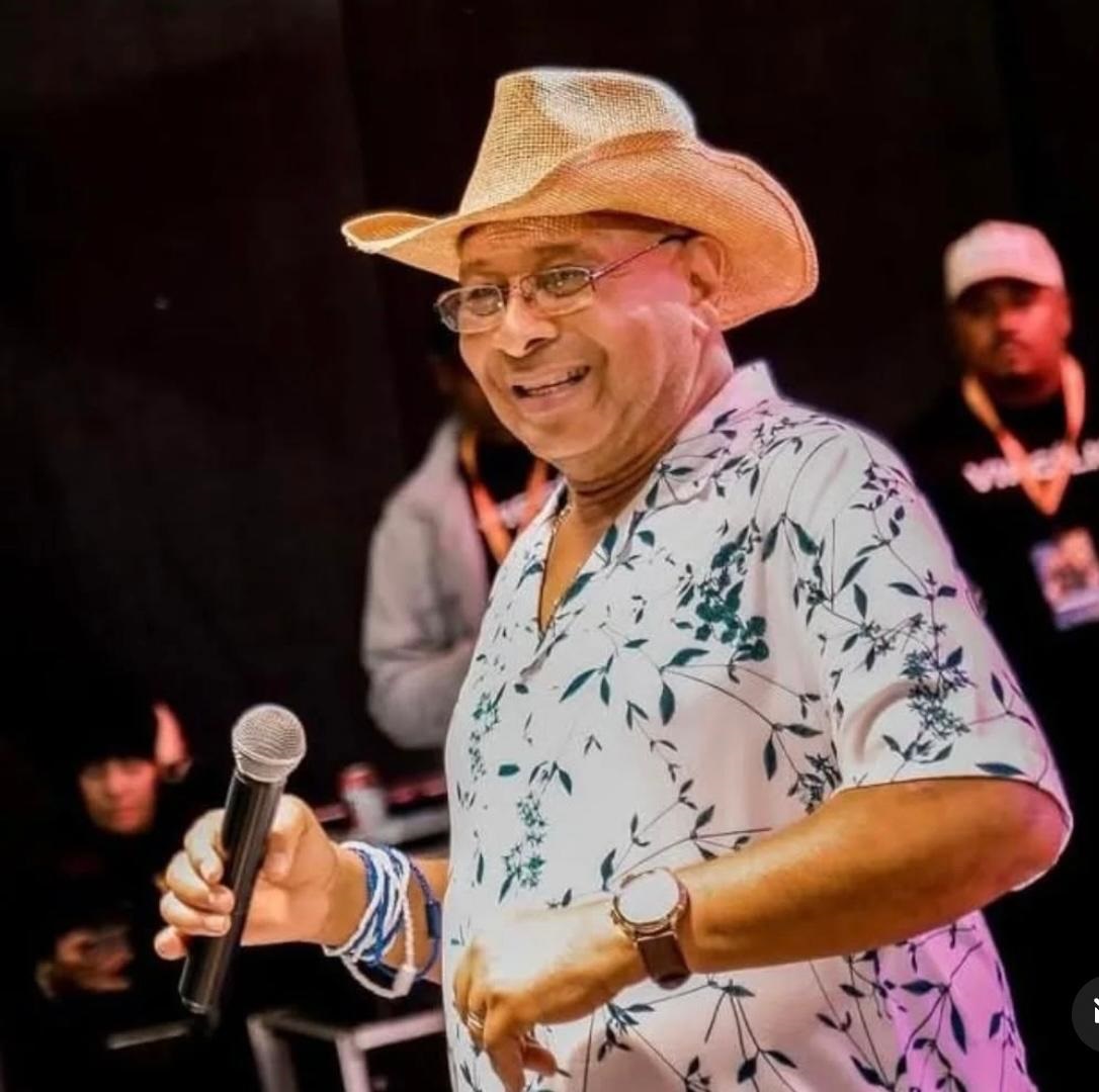 Virgílio por Divulgação