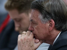 Imagem - Bolsonaro é internado em Brasília após série de vômitos e soluços