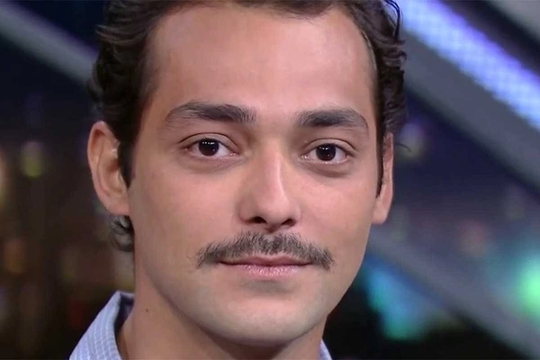 Eduardo Sterblitch fazia parte do programa Pânico na Band  por Reprodução/Band 