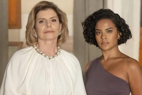 Elenco de Vale Tudo por Reprodução/TV Globo