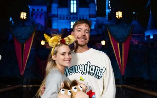 MrBeast e a namorada na DIsney