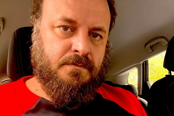 Paulinho Serra por Reprodução/Redes Sociais 