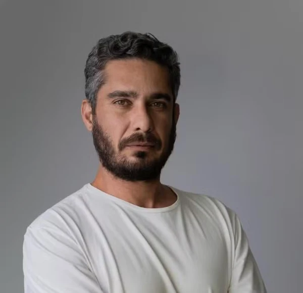 Thommy Schiavo  por Divulgação