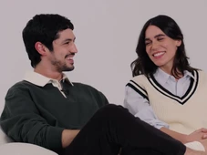 Imagem - Carla Salle revela gravidez do primeiro filho com Gabriel Leone