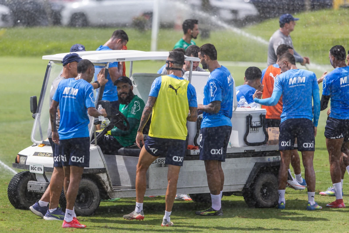 Elenco do Bahia treinando em preparação para enfrentar o Bragantino  por Rafael Rodrigues / EC Bahia