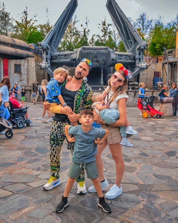 Julio Rocha e família por Reprodução/Instagram