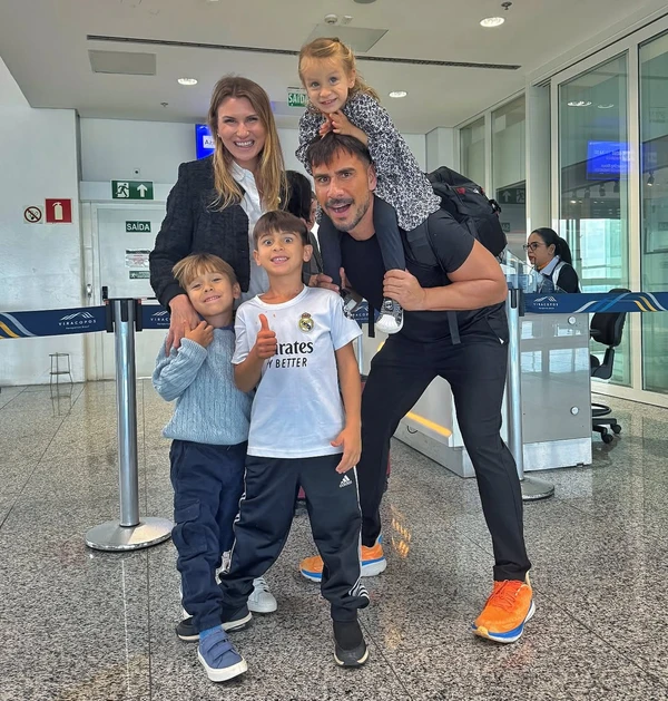 Julio Rocha e família por Reprodução/Instagram