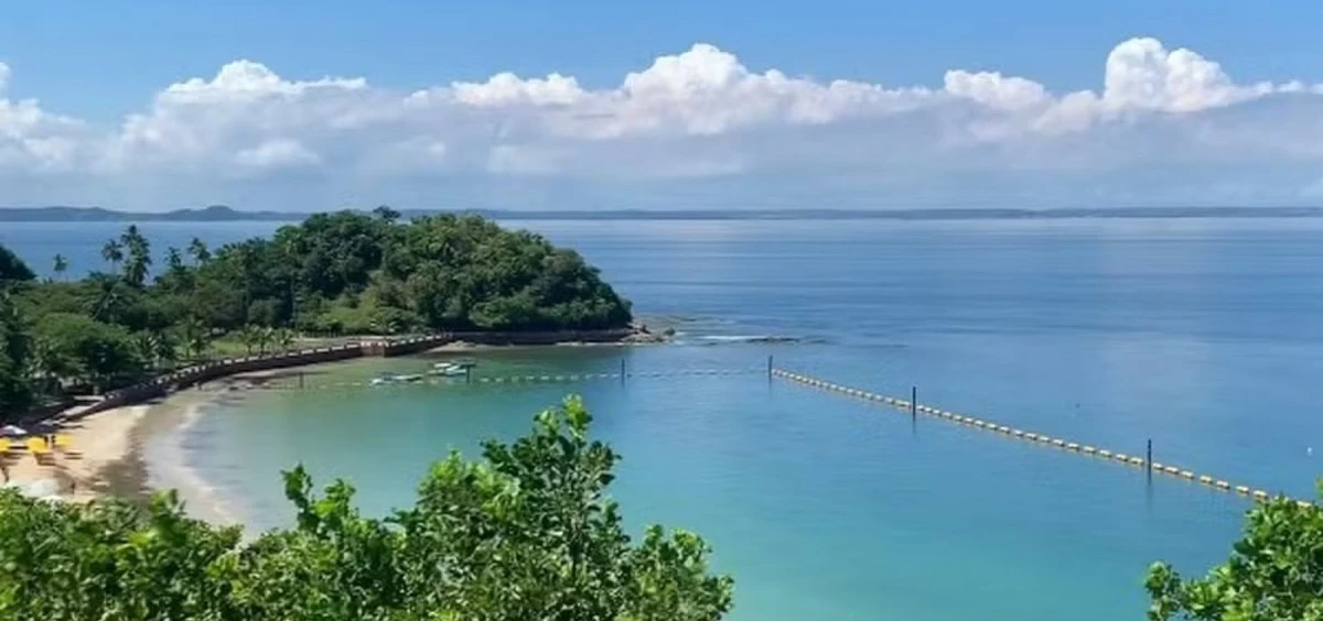 Praia de Salvador com águas cristalinas é eleita a melhor do mundo em 2025 por Fábio Marconi/Prefeitura de Salvador