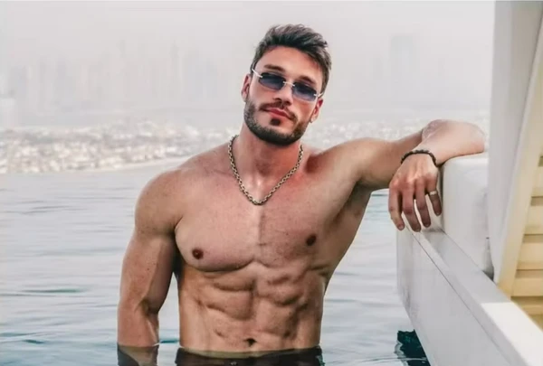  Lucas Viana 