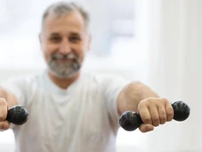 Imagem - Como a fraqueza muscular impacta a saúde após os 50 anos