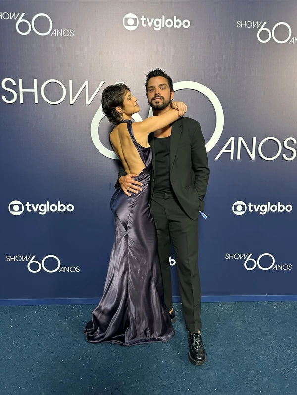 Agatha Moreira e Rodrigo Simas por Reprodução/Instagram