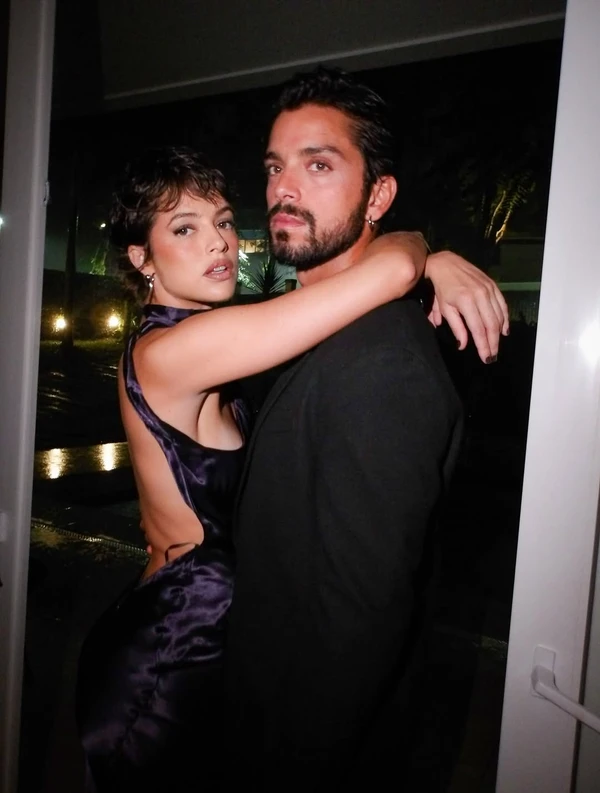 Agatha Moreira e Rodrigo Simas por Reprodução/Instagram