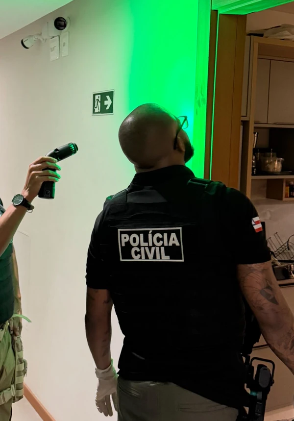 Casa do deputado estadual Diego Castro (PL-BA) é invadida  por Reprodução