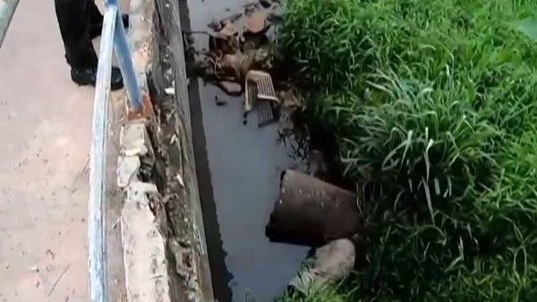 Corpo estava em córrego